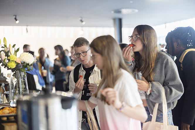 Un goûter offert aux participants à la fin de la cérémonie