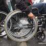 Deux personnes en fauteuil roulant