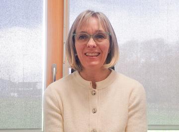 Portrait de Cécile Révolt, chargée d'efficacité énergétique