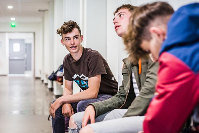 Les PSAD repèrent, contactent et accompagnent les jeunes sans solutions Jeunes lycée