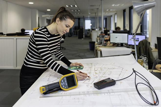  Sarah Barnabé, ingénieure en efficacité énergétique chez ATIS à Brest (29)