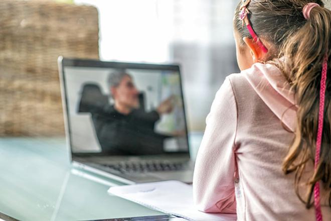 Des webinaires pour les familles, les lycéen·nes et les professionnel·les.